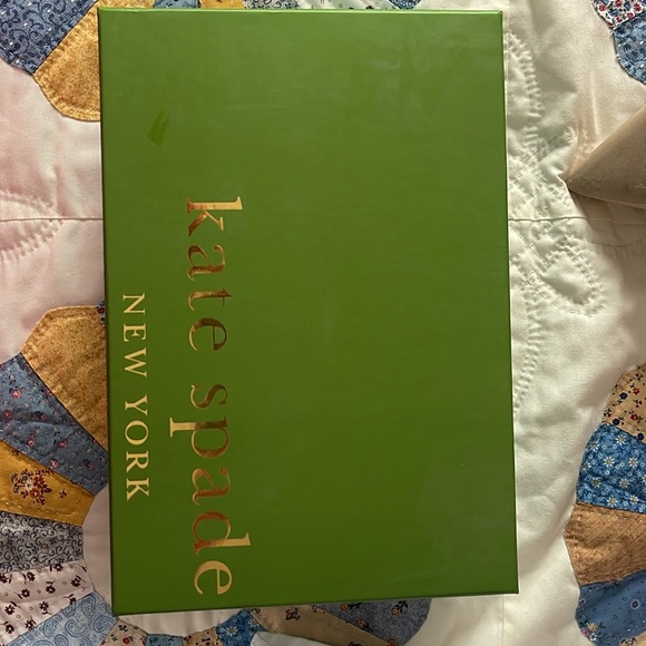 KATE SPADE EVELYN PUMPS  with original box - Picture 4 of 4